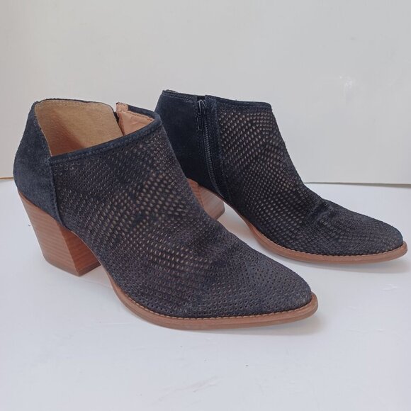 Lucky Brand Bootie Black Zeshia Perforated Suede Leather Boots Womens 9M - Picture 9 of 16